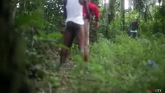 Oynat Bu vahşi bukkake sahnesinde bu azgın şişman güzel kadının büyük bir sik tarafından sikilip boşalmayla örtülmesini izle