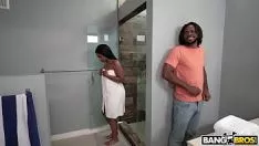 Play This woman's ass is quite big and this man has to fuck her intensely