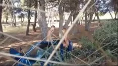 تشغيل المراهق النحيل الذي يمارس الجنس بشكل مذهل