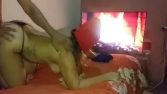 Oynat Seksi Kolombiyalı Milf alır onu sıkı kıçını sert fucked